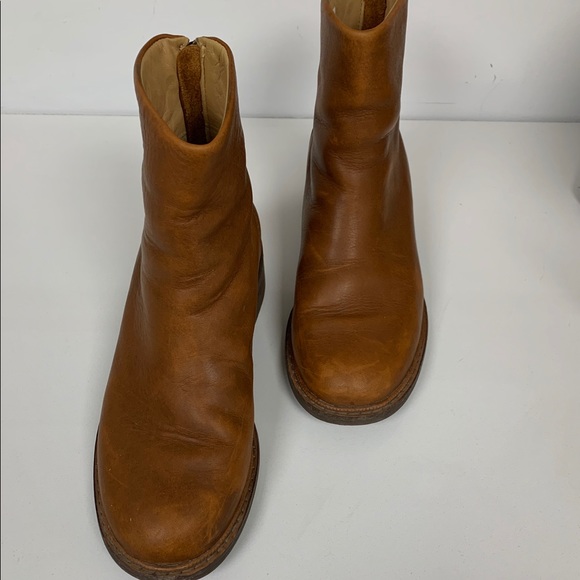 ROOTS ANKLE BOOTIES- Hillhurst Boot - Picture 2 of 5